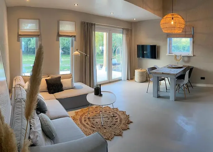 Stijlvol Huisje Met Veranda! Tuynloodz A